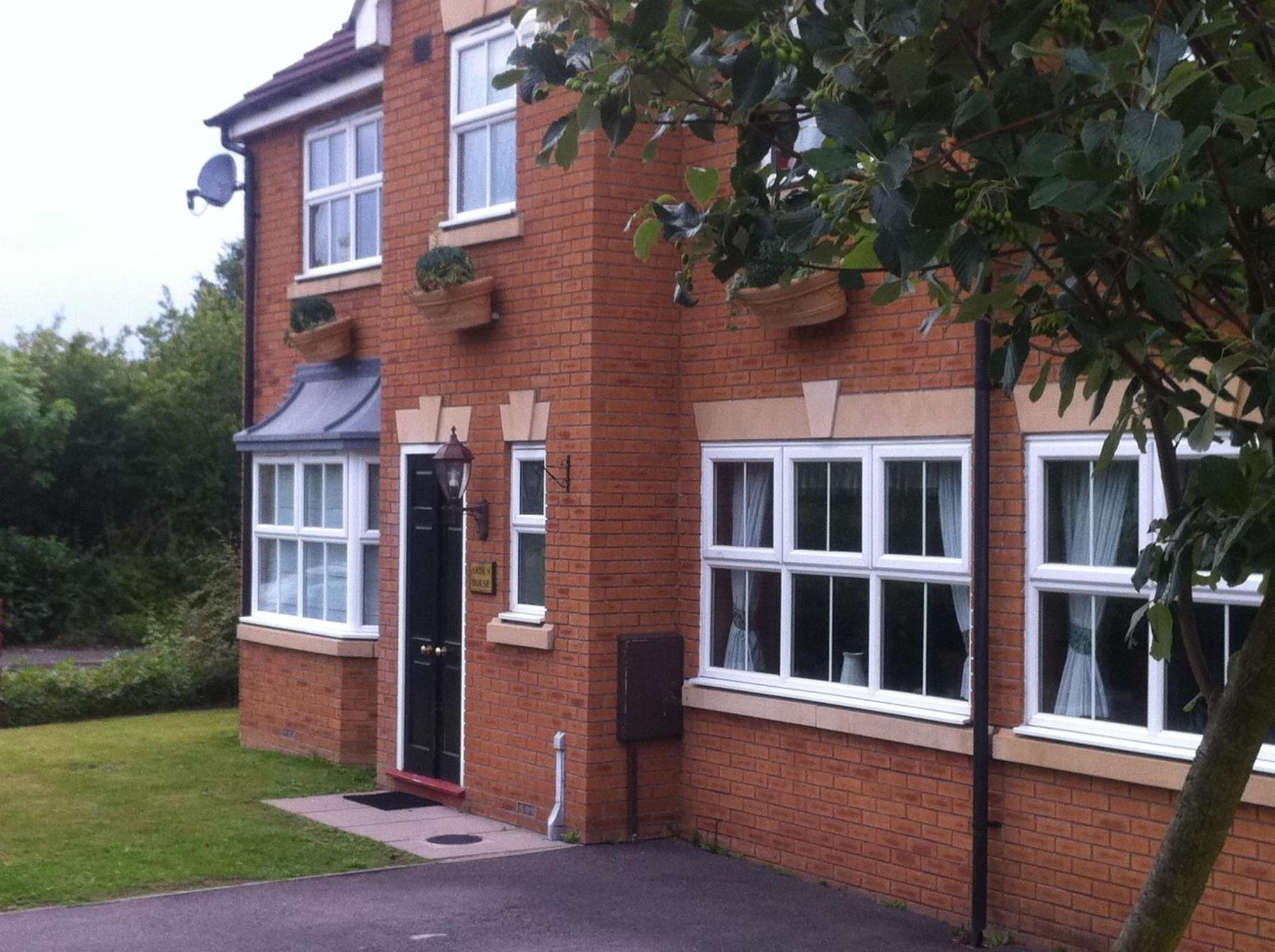 Arden Guest House B&B - Nec Birmingham - Birmingham Airport Bickenhill Exterior foto